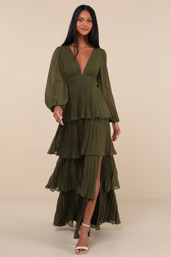 Graceful Finesse Black Pleated Long Sleeve Maxi Dress
