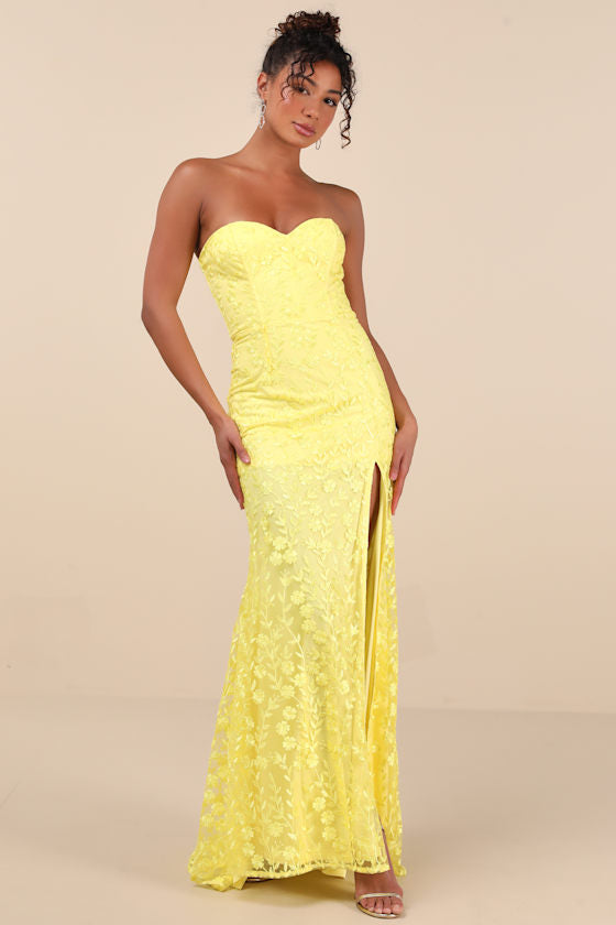 Romantic Beauty Red Floral Embroidered Strapless Maxi Dress