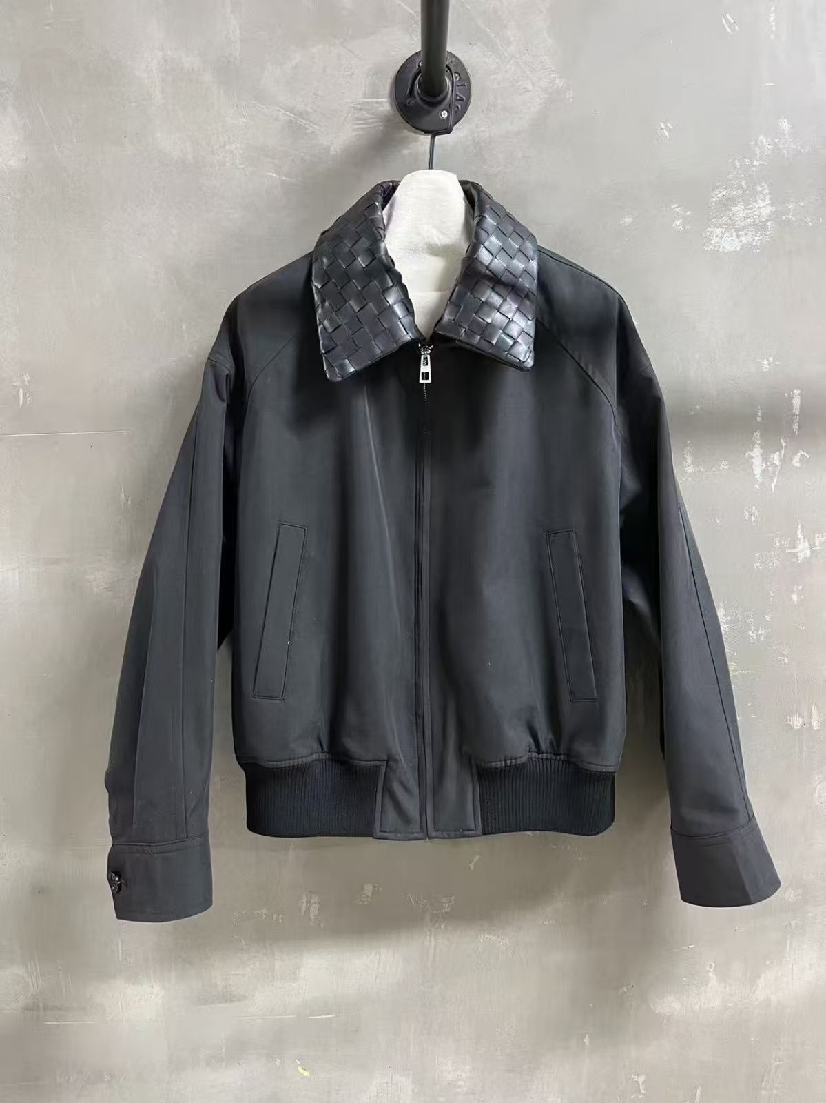Premium Men's Woven Collar Bomber Jacket – Luxury Casual Style Outerwear