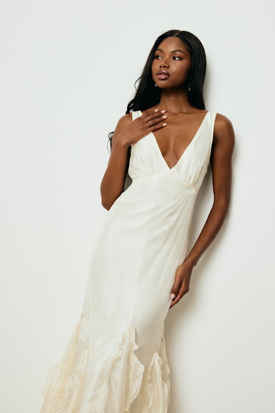 Deluca Ivory Sleeveless Ruffled Maxi Dress #Color_Ivory