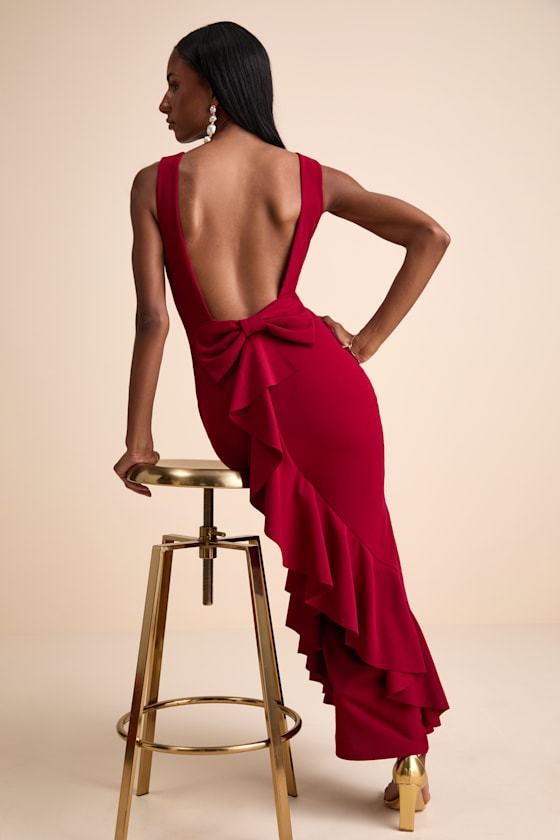 Exquisite Refinement Black Backless Bow Ruffled Maxi Dress