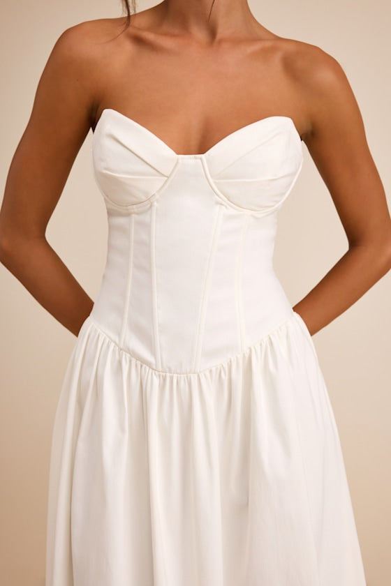 Almeria White Strapless Lace-Up Maxi Dress #Color_White