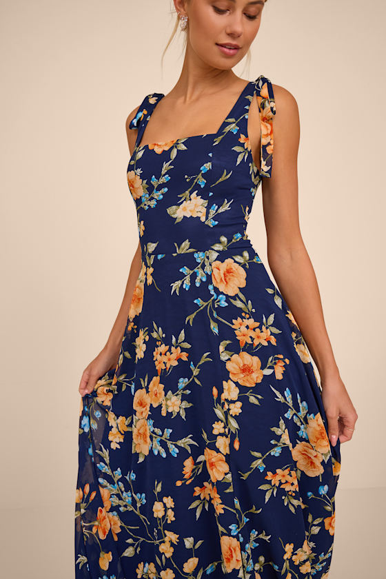 Love Me Forever Black Square Neck Maxi Dress