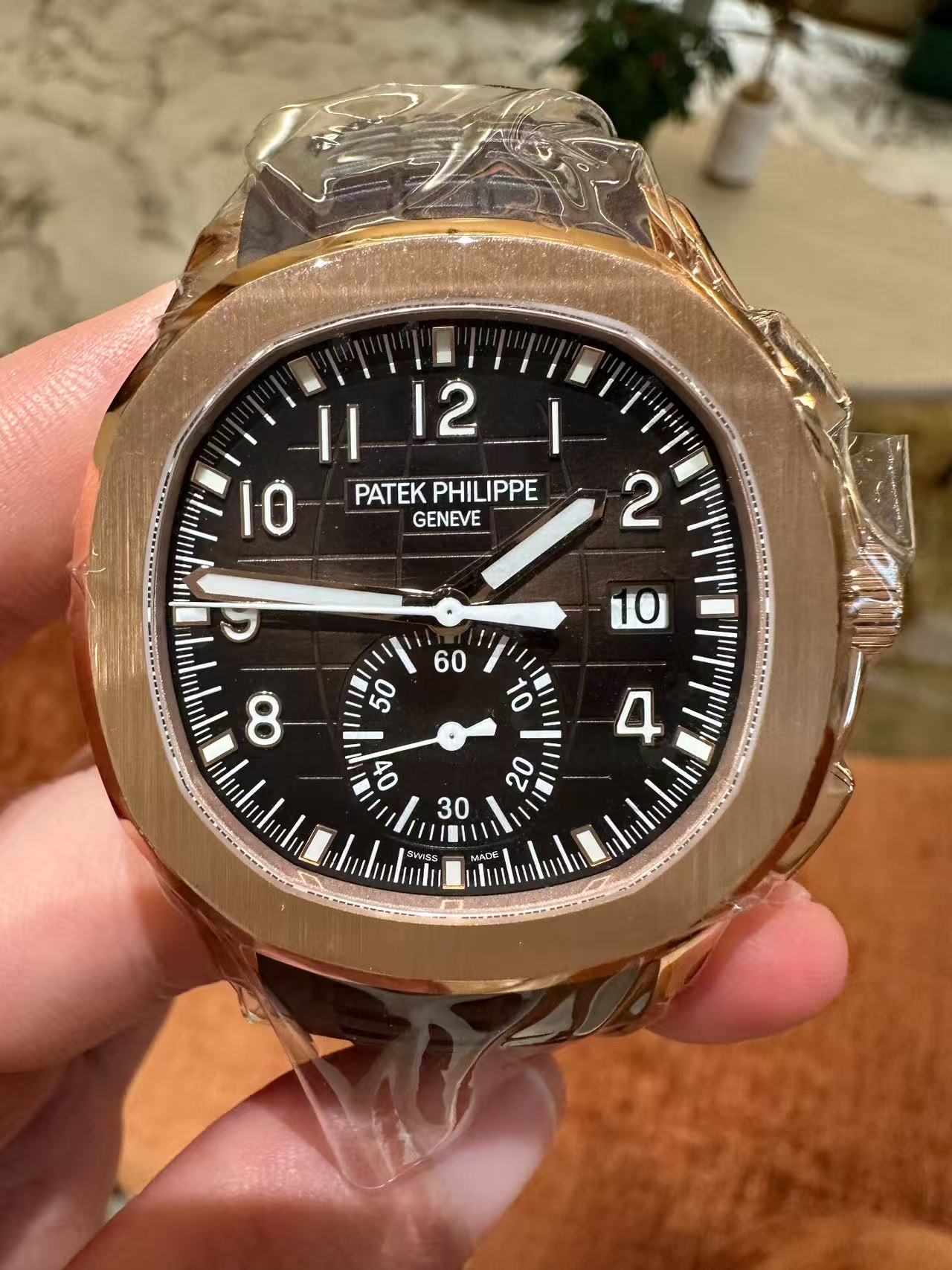 Rubber mechanical watch