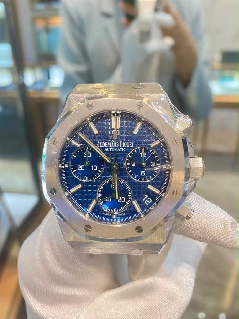 White mechanical watch
