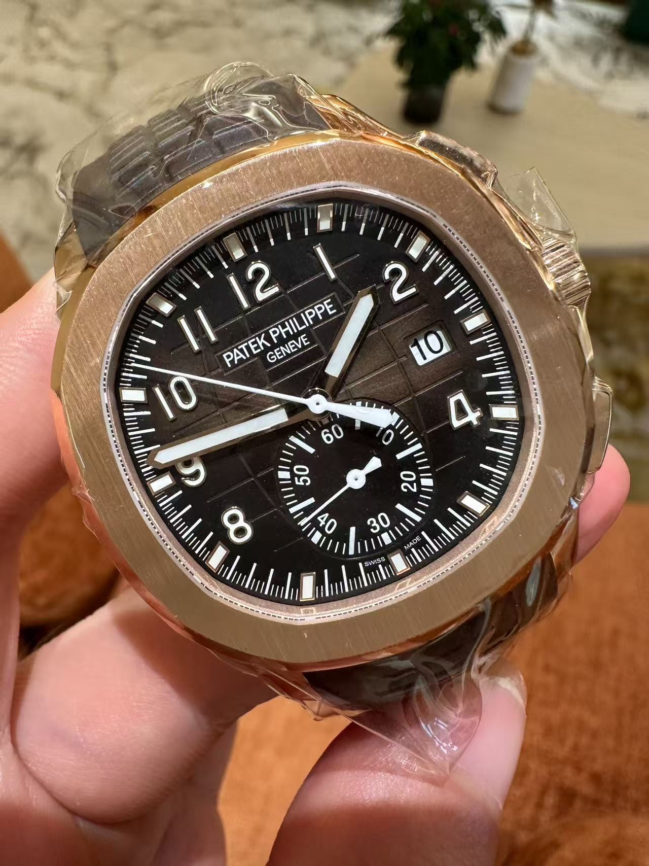 Rubber mechanical watch